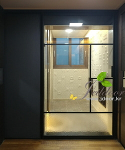 1짝슬라이딩도어- 서울 송파구 잠실동 잠실리센츠아파트(현관)